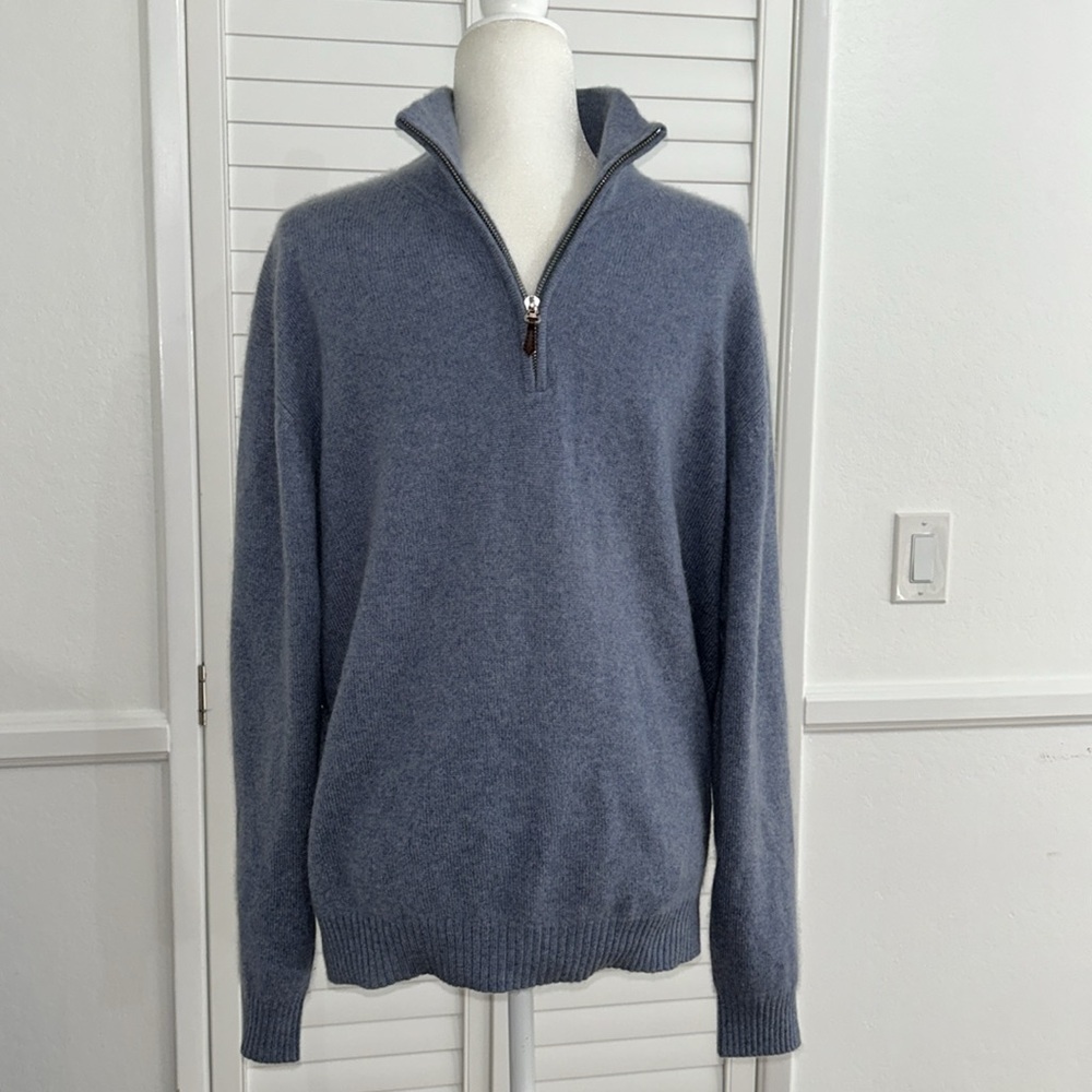 Men’s Northern Isles Cashmere Zip Neck Sweater.